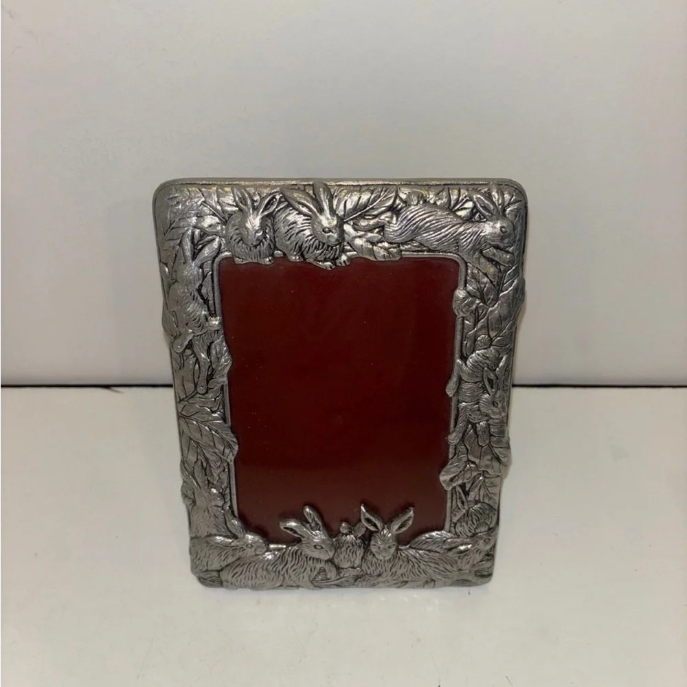 Vintage 1987 Arthur Court Silvertone Metal Bunny Rabbit Picture Frame 5x7